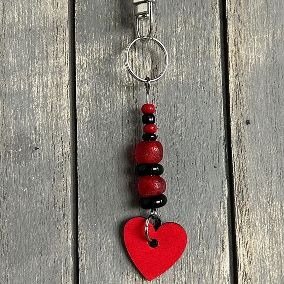Keychain | Handmade Keychain | Beaded Keychain - Picture 1 of 7